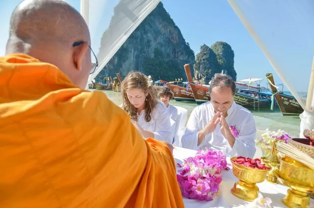 640x425-crop-80-railay_buddhist_blessing.1