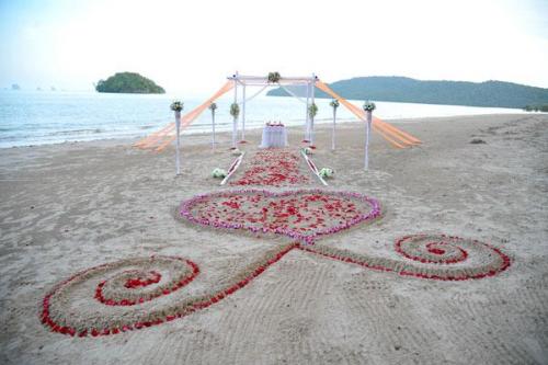 Beach-Wedding-Venue-088