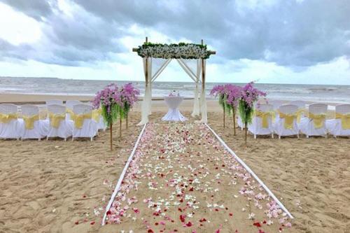 Beach-Wedding-Venue-115